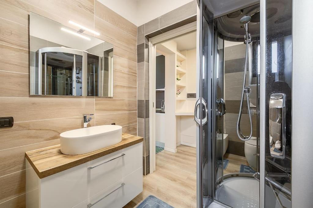 Ampio Quadrilocale Navigli/forum + Free Parking * Mailand